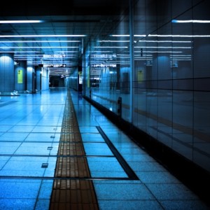夜の地下鉄